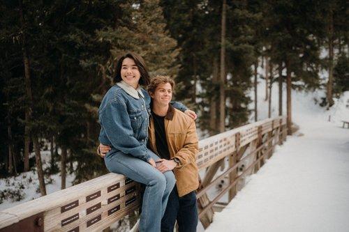 mobile - carousel-hero-element image-2