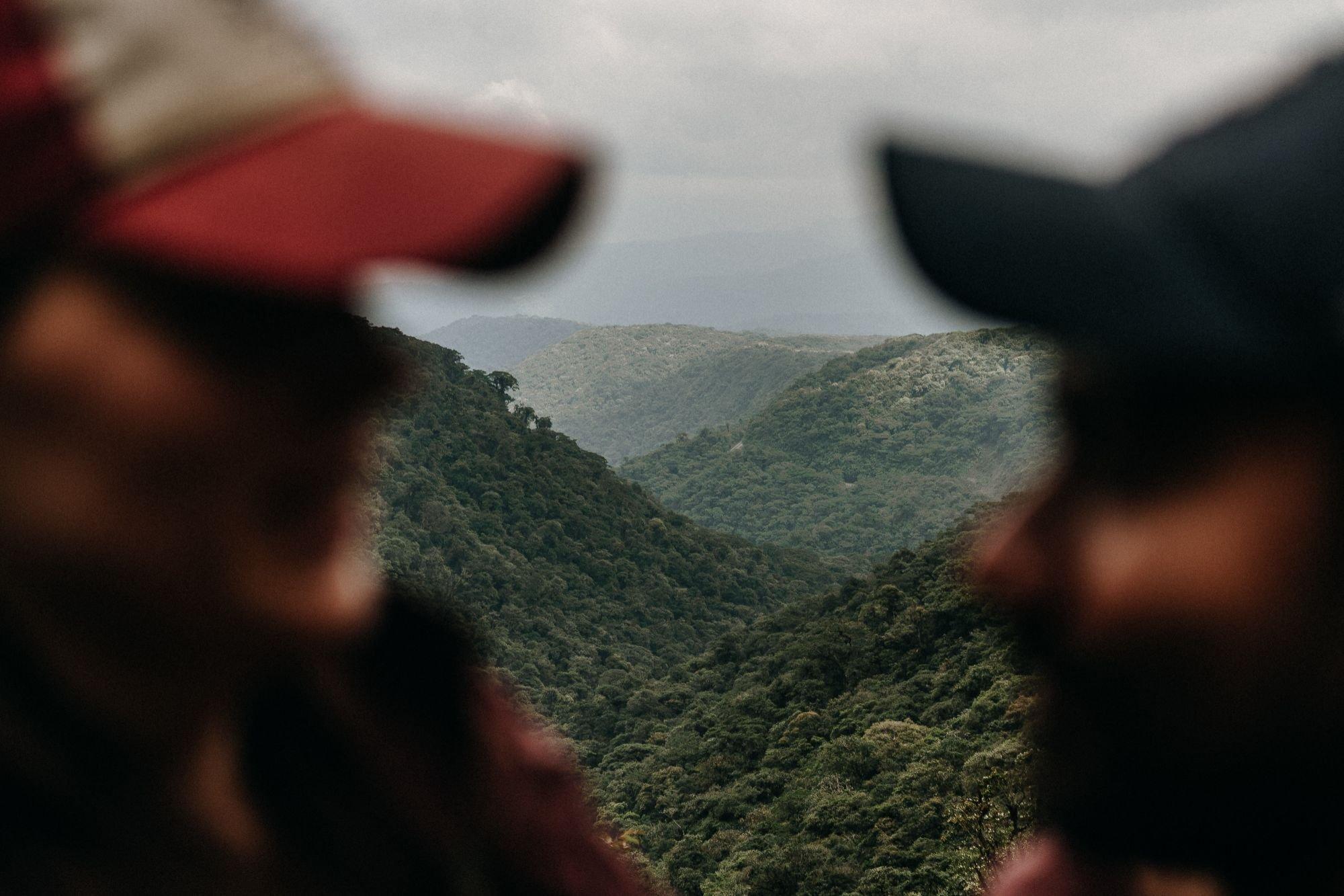 carousel-hero-element image-4